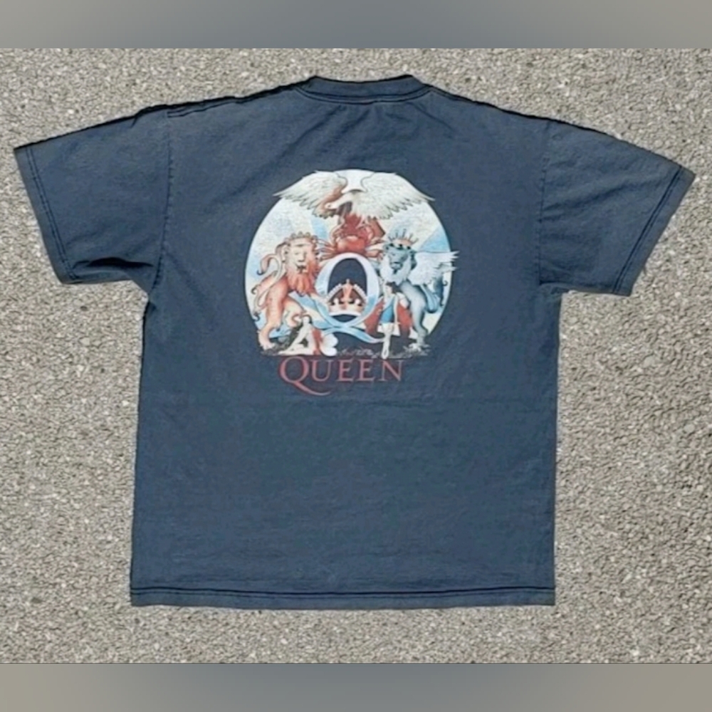 VTG 2018 Queen A Day at the Races Band Tee Size M Black Graphic T-Shirt